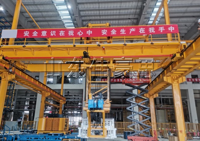 硫酸鈉噸袋自動(dòng)裝車機(jī) 全自動(dòng)噸包裝車機(jī)案例