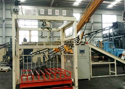 為什么說袋料高位碼垛機(jī)是企業(yè)實(shí)現(xiàn)自動化生產(chǎn)的重要設(shè)備