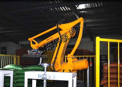 自動(dòng)碼垛機(jī)為什么收到企業(yè)的青睞？