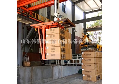 飲料箱桁架式裝車機 全自動裝車設(shè)備現(xiàn)場