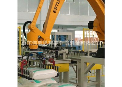 金屬鹽機械手碼垛機設備介紹