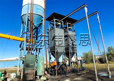 煤粉自動(dòng)噸袋拆袋機(jī)能解決哪些問題？