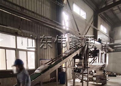 氫氧化鈉自動拆包機(jī)滿足客戶的不同需求