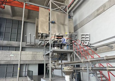 碳酸鈣噸袋拆袋機有哪些主要優(yōu)點？